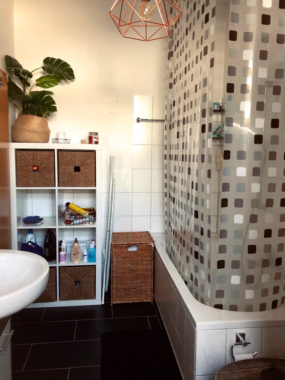 Seltene Gelegenheit im Karl-Marx-Viertel - Altbau - vollvermietet - 5 Wohneinheiten