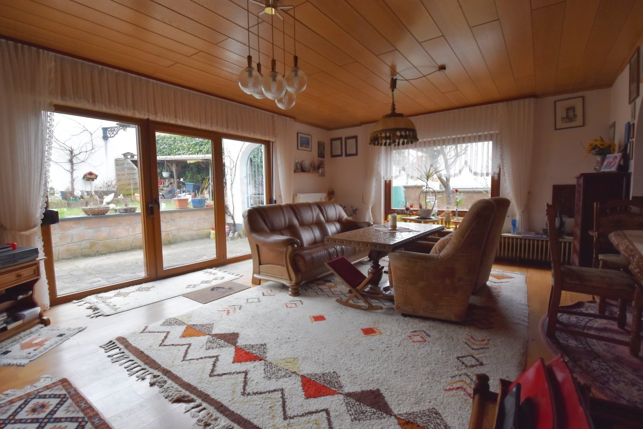 Provisionsfrei! Gemütliches, einladendes Einfamilienhaus in gefragter und ruhiger Lage!