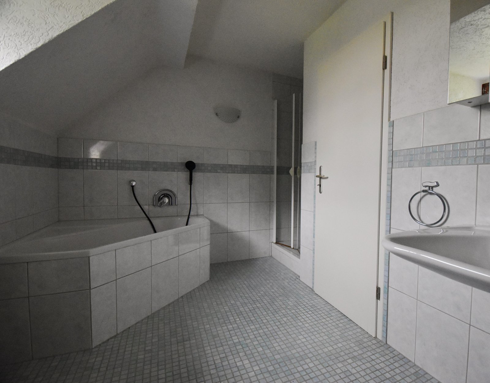 Ihr Traumhaus in Hermeskeil – Wohnen in der idyllischen Klostersiedlung!