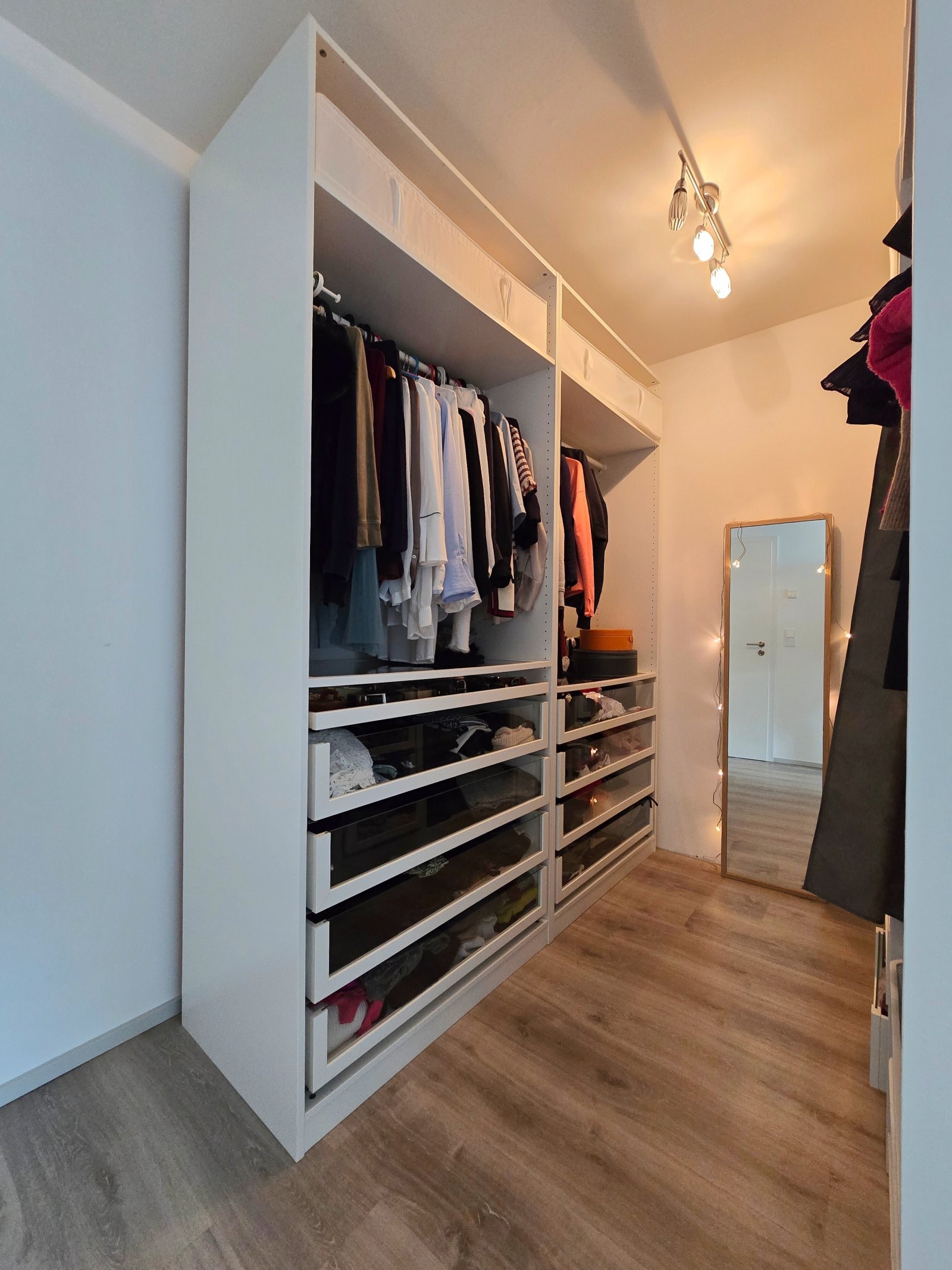 RESERVIERT ! Ihr persönlicher Wohntraum zwischen Luxemburg und Trier: Moderne Eleganz und behagliche Gemütlichkeit vereint in Konz-Könen!