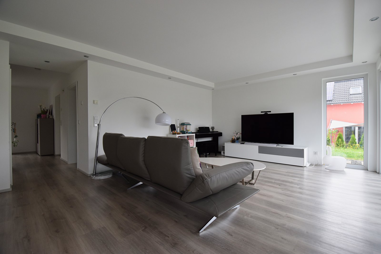 RESERVIERT ! Ihr persönlicher Wohntraum zwischen Luxemburg und Trier: Moderne Eleganz und behagliche Gemütlichkeit vereint in Konz-Könen!