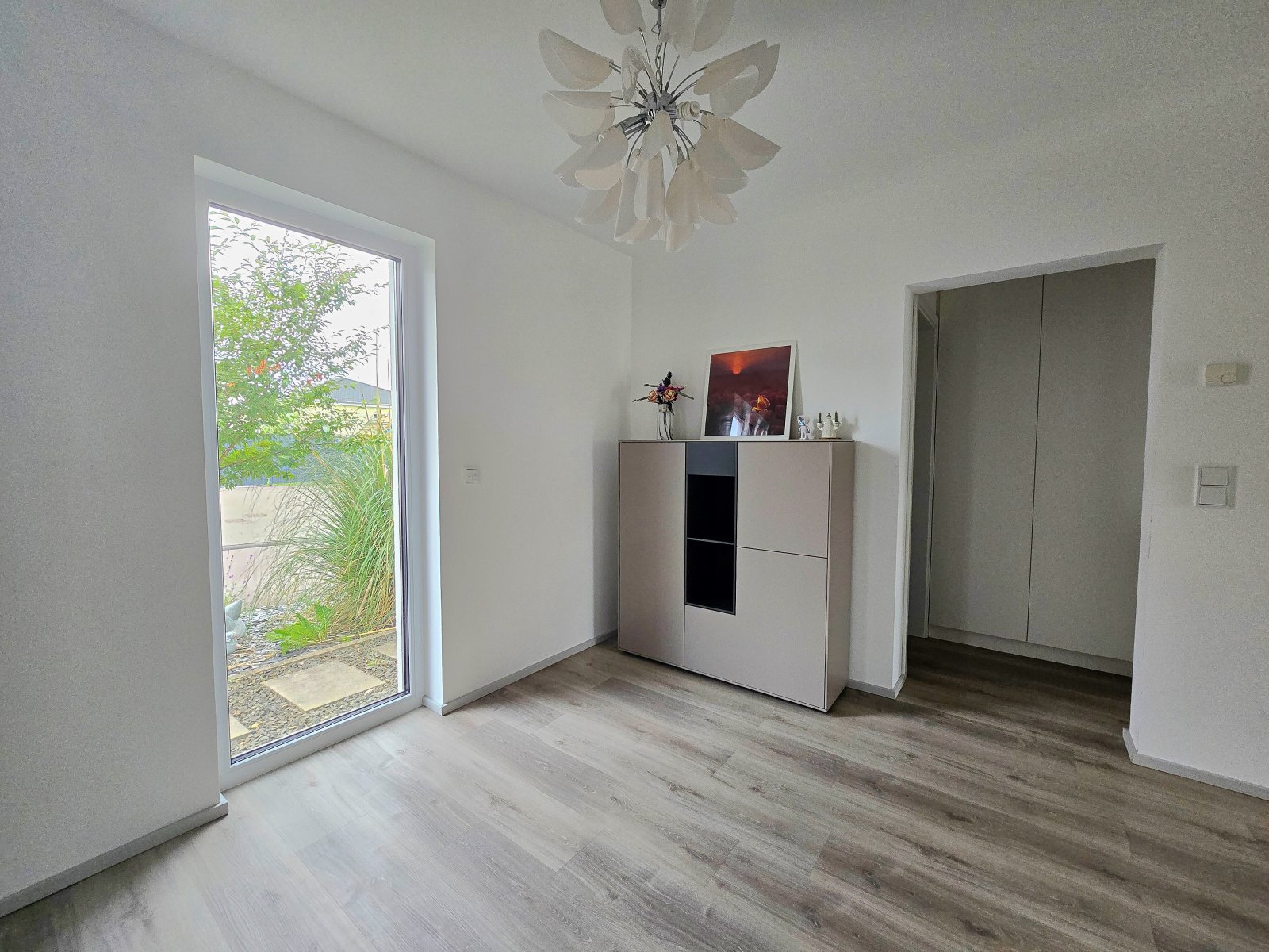 RESERVIERT ! Ihr persönlicher Wohntraum zwischen Luxemburg und Trier: Moderne Eleganz und behagliche Gemütlichkeit vereint in Konz-Könen!