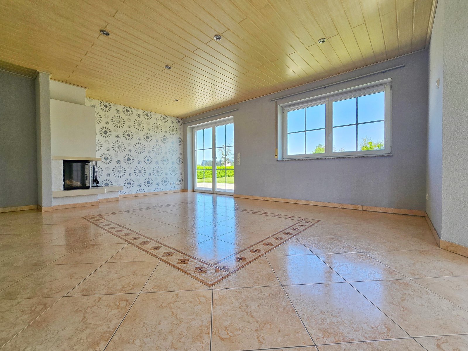 Ein Zuhause zum Verlieben: Eleganter Bungalow in ruhiger Lage von Orenhofen