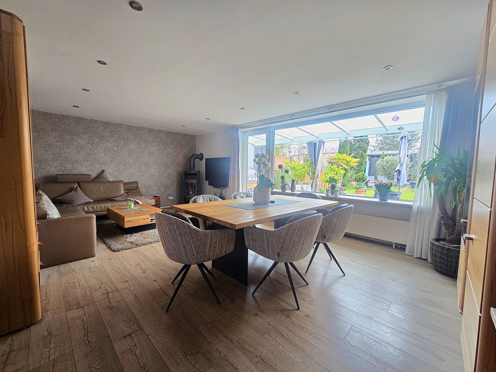 Ein Haus zum Verlieben – top gepflegt - Ihr neues Zuhause in bester Lage!
