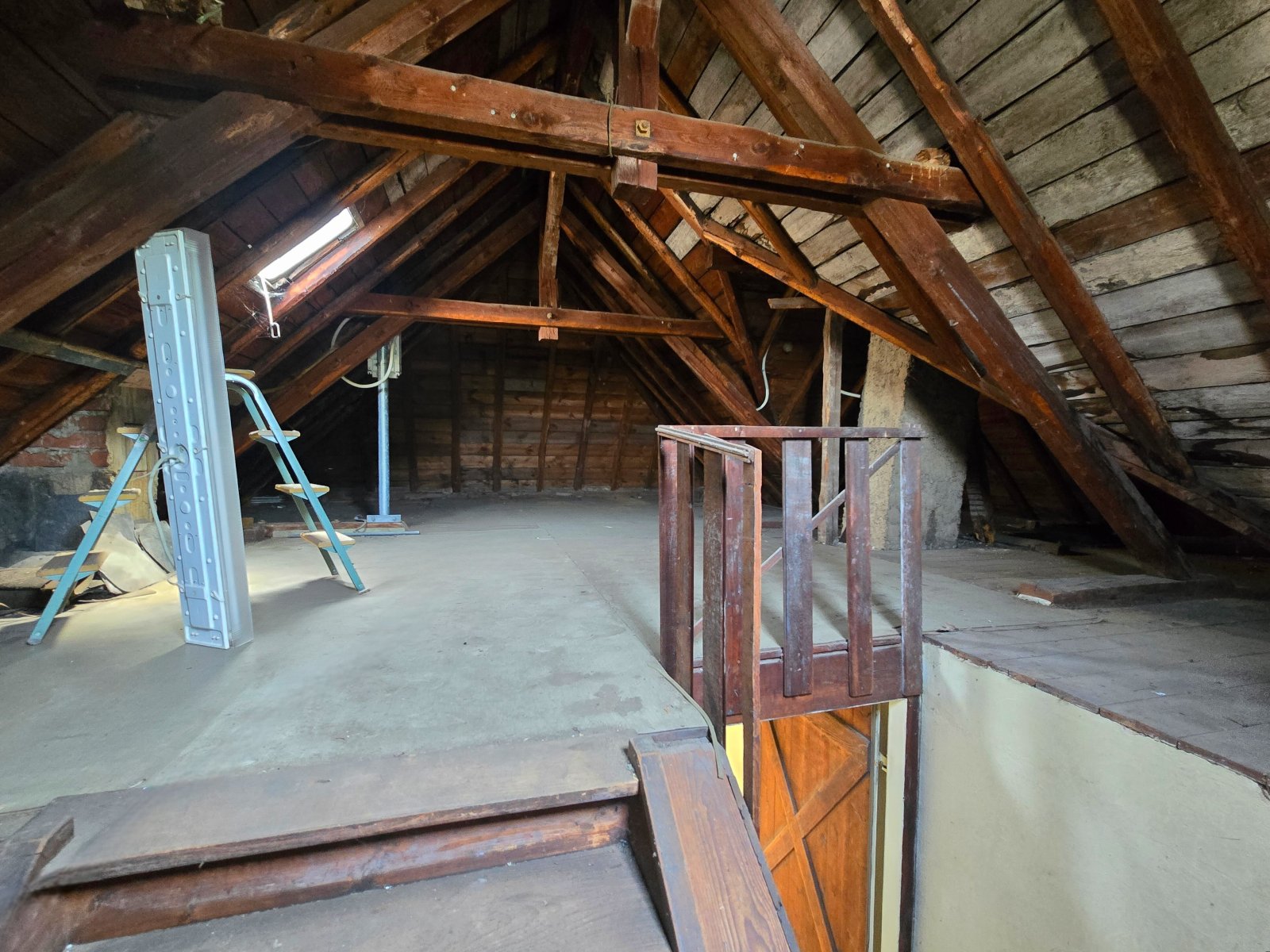 reserviert! Freistehendes Schmuckstück mit viel Potenzial und Charme – Das perfekte Projekt für Familien und Gestalter mit Vision