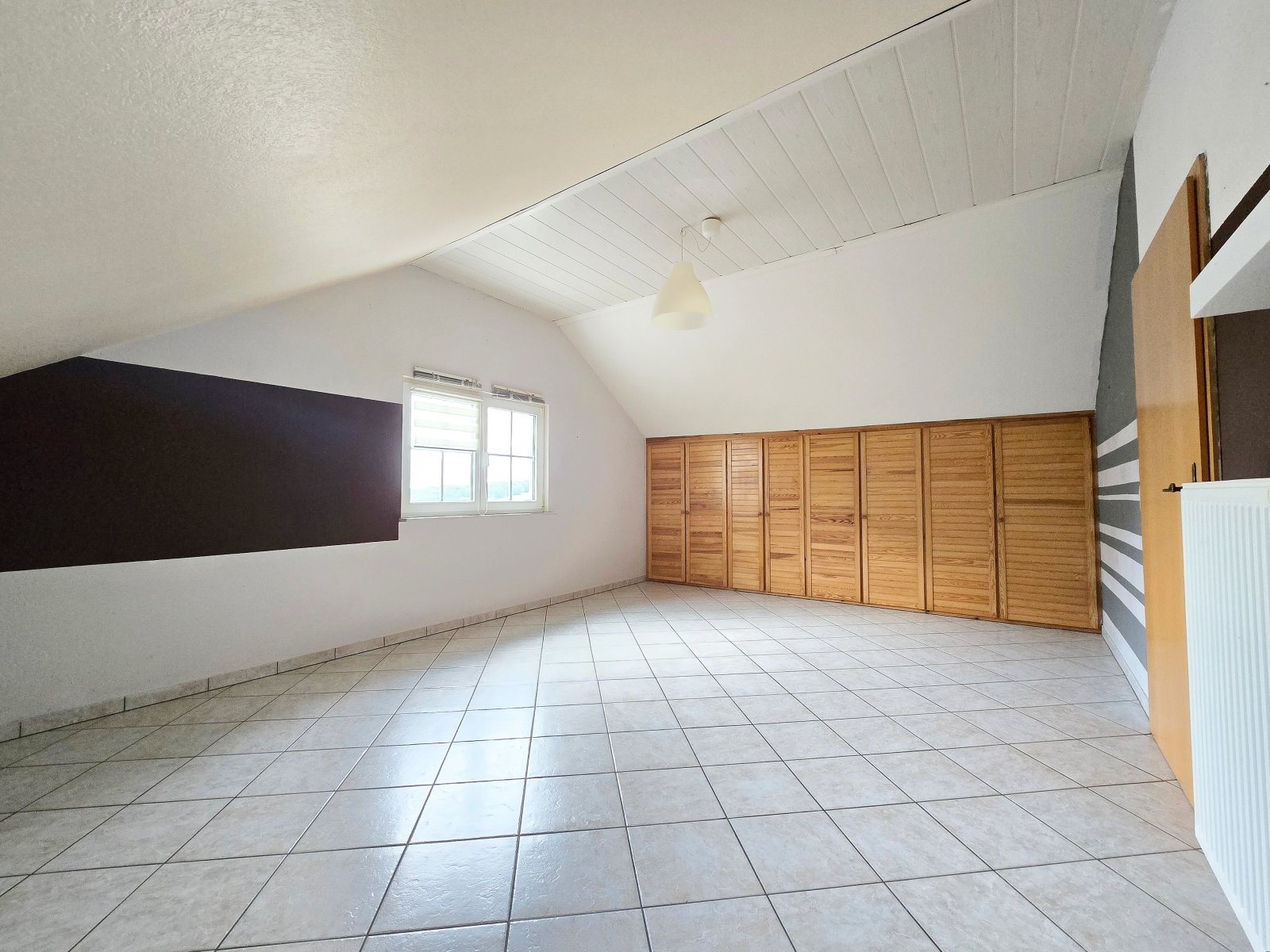 !Herbst Aktion! Neuer Preis! Grenznah zu Luxemburg:Großzügiges EFH mit Großraum-Garage & Garten & Balkon in Onsdorf