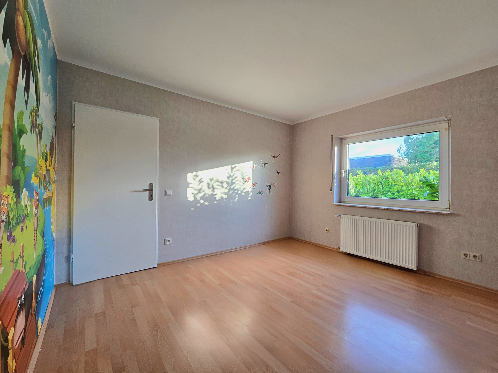 Ihr neues Zuhause in Konz-Roscheid – Großzügiger Bungalow in traumhaft ruhiger, familienfreundlicher Sackgasse