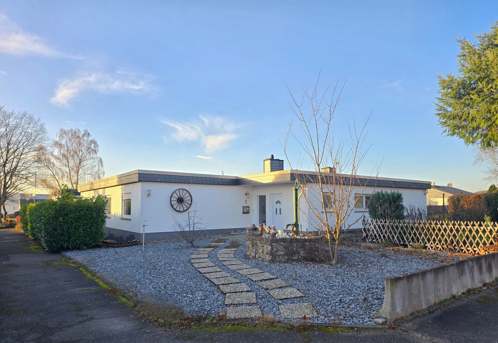 Ihr neues Zuhause in Konz-Roscheid – Großzügiger Bungalow in traumhaft ruhiger, familienfreundlicher Sackgasse