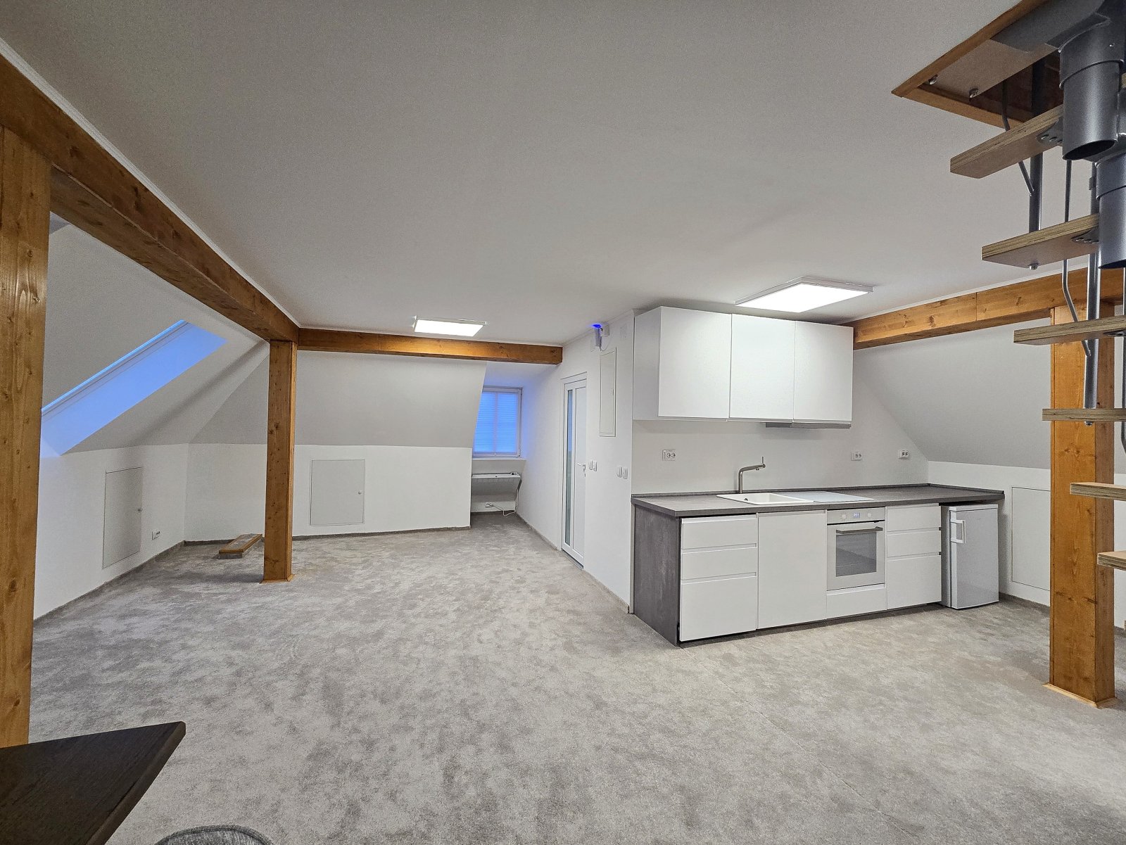 Premium-Ärztehaus mit 2 Praxisetagen & Appartements