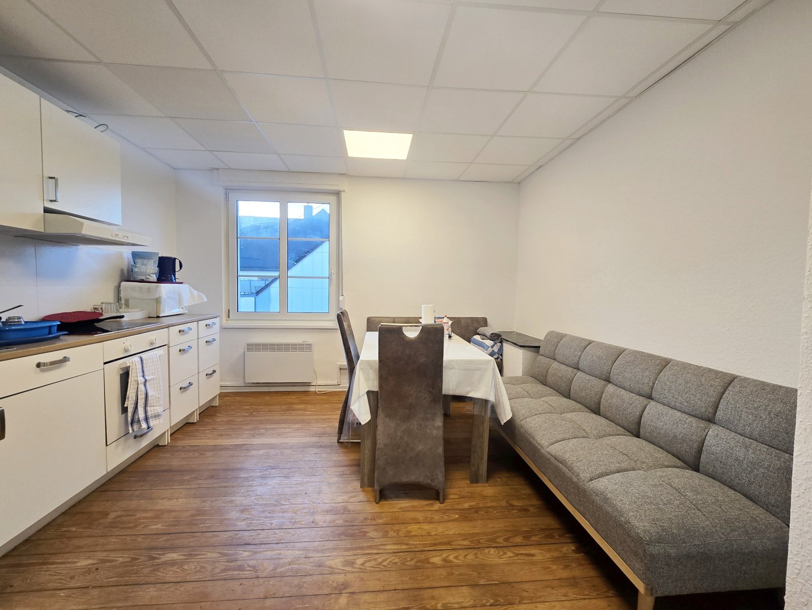 Premium-Ärztehaus mit 2 Praxisetagen & Appartements