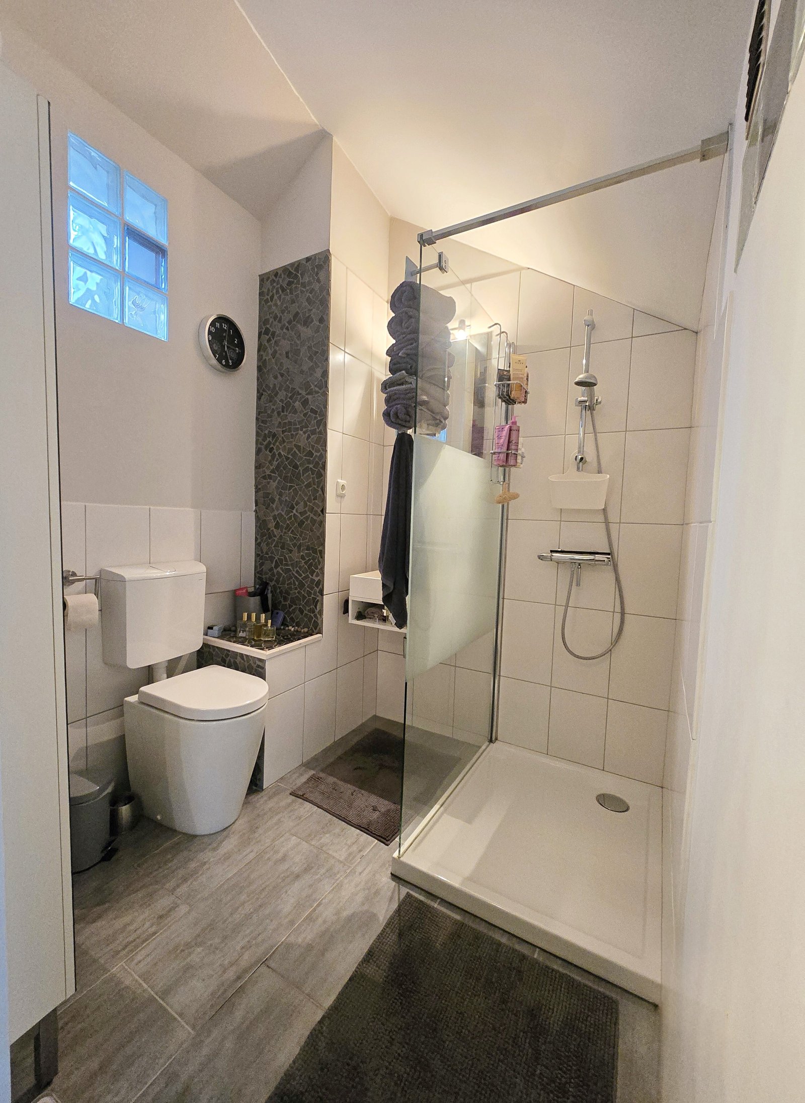 Freundliches Reihenmittelhaus mit Garten und ausgebautem Dachstudio