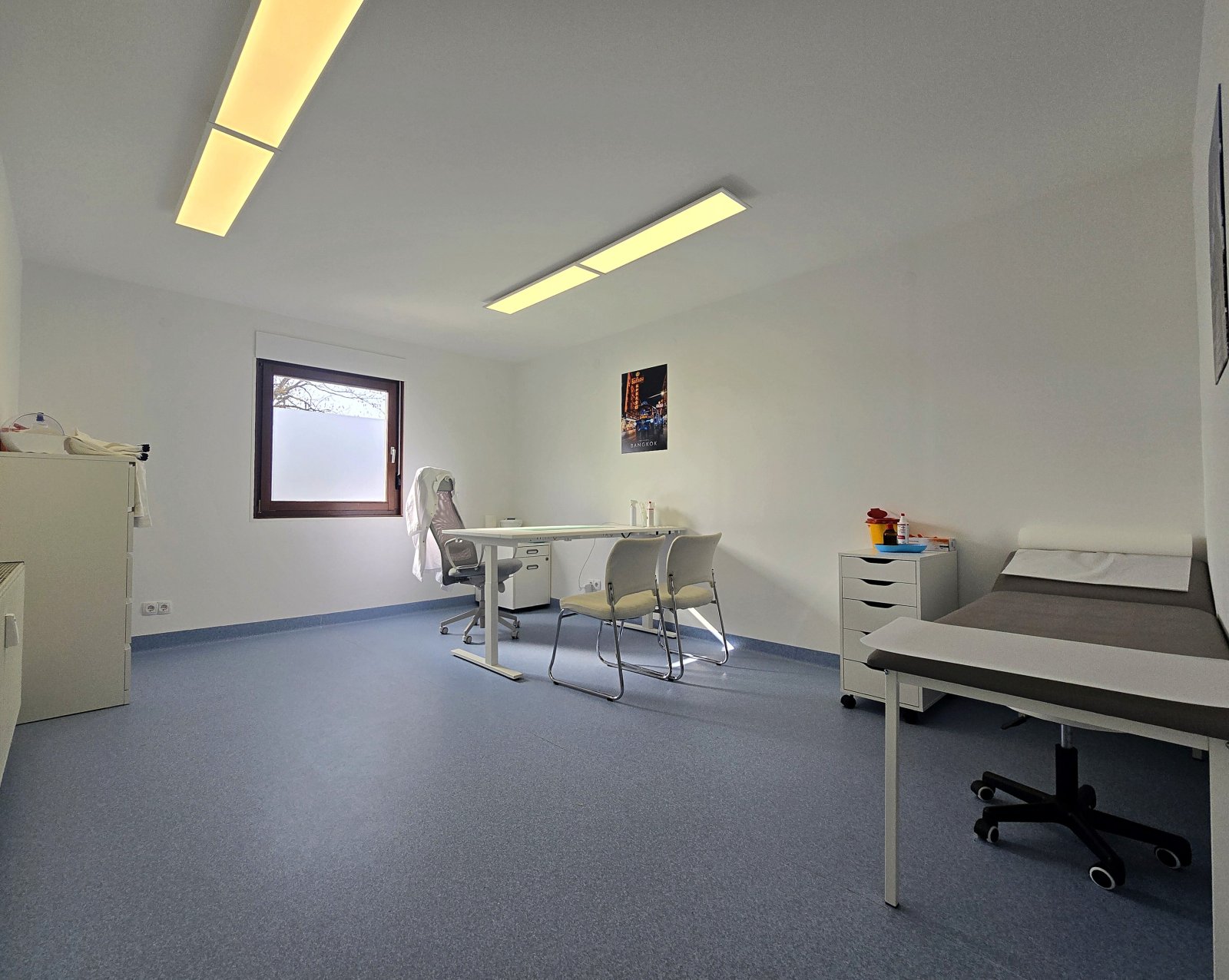 Werthaltiges Wohn- und Geschäftshaus (teilvermietet) mit attraktiver Wohnnutzung, moderner Praxisetage und weiterem Wertschöpfungspotenzial!