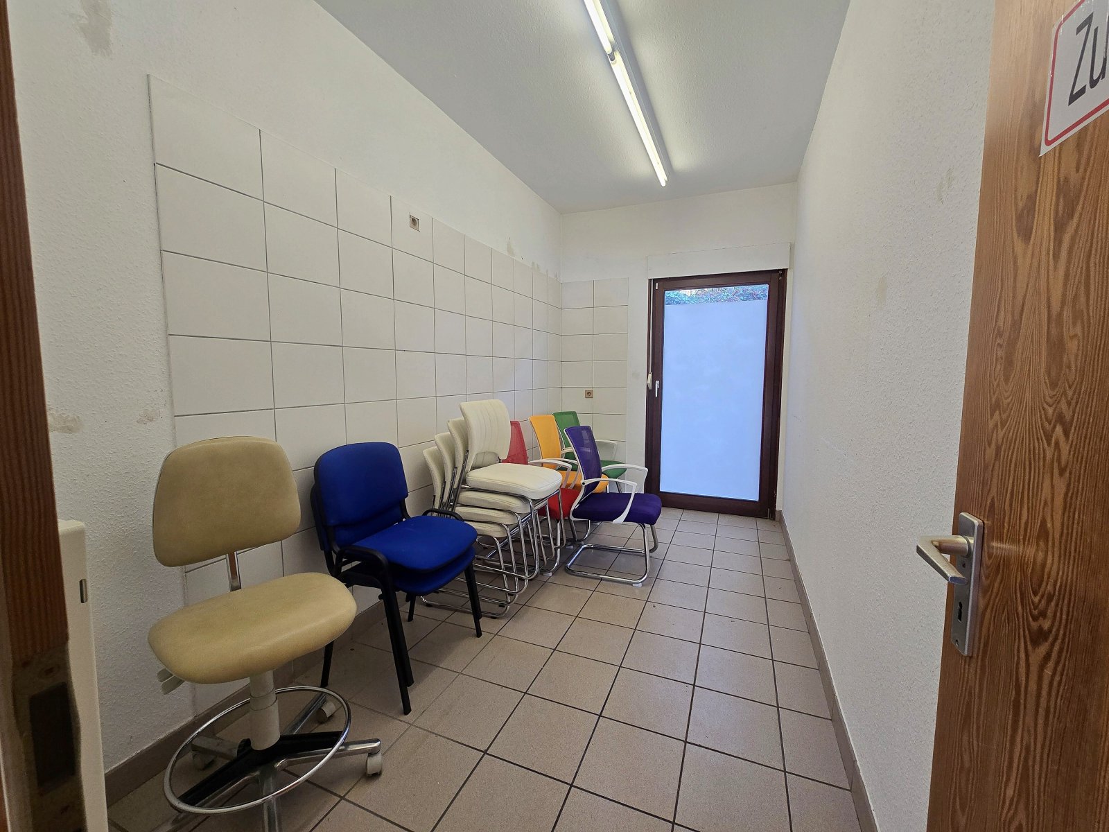 Werthaltiges Wohn- und Geschäftshaus (teilvermietet) mit attraktiver Wohnnutzung, moderner Praxisetage und weiterem Wertschöpfungspotenzial!