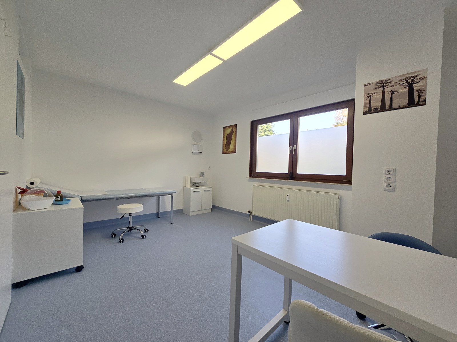 Werthaltiges Wohn- und Geschäftshaus (teilvermietet) mit attraktiver Wohnnutzung, moderner Praxisetage und weiterem Wertschöpfungspotenzial!