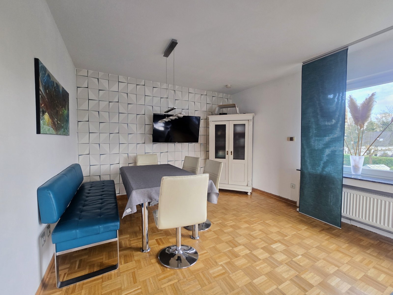 Maisonette mit Traumformat – zwei Kamine, Balkon im Terrassenstil und ein Wohnkonzept mit Seltenheitswert