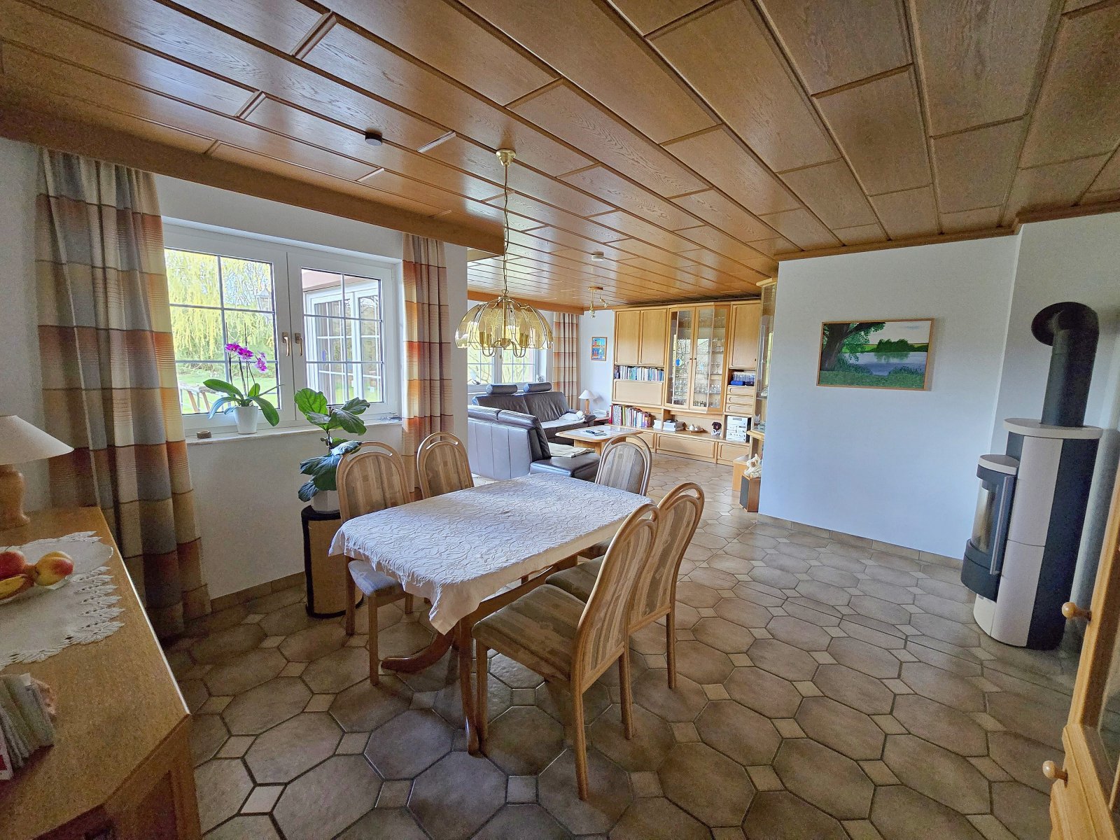 Landhaus in Alleinlage bei Trier mit ca. 27.000 m² Land