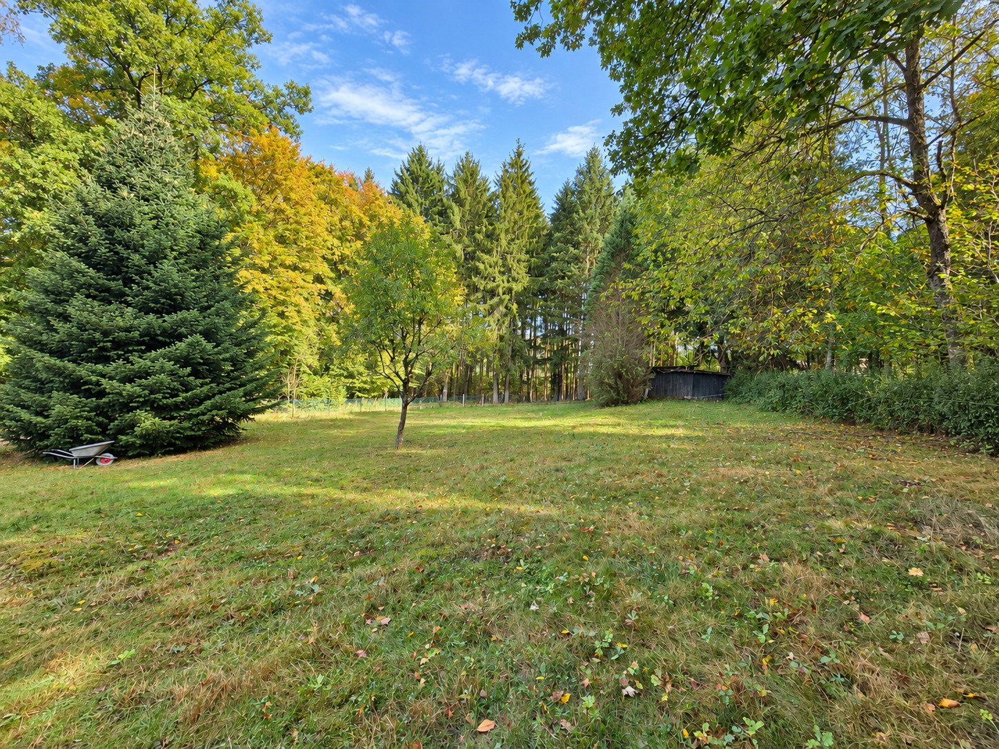 Haus im Grünen - Erholung pur! Ca. 14.156 m² Ruhe und Natur