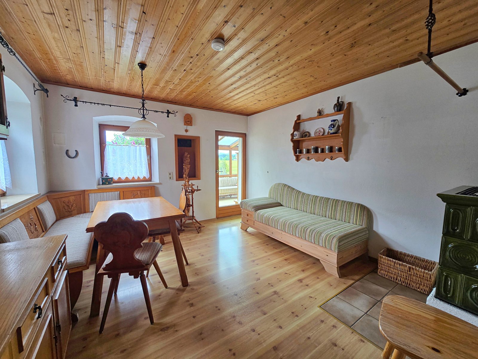 EG Stube Esszimmer mit Wintergarten EG Stube Esszimmer mit Wintergarten