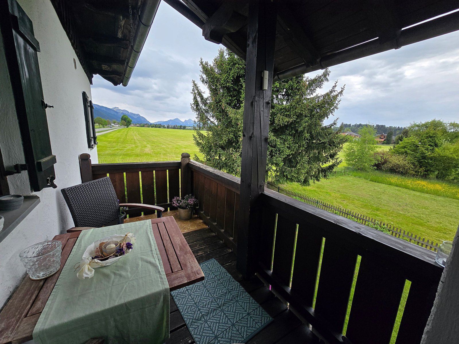 OG DG Balkon am Schlafzimmer mit Bergblick OG DG Balkon am Schlafzimmer mit Bergblick