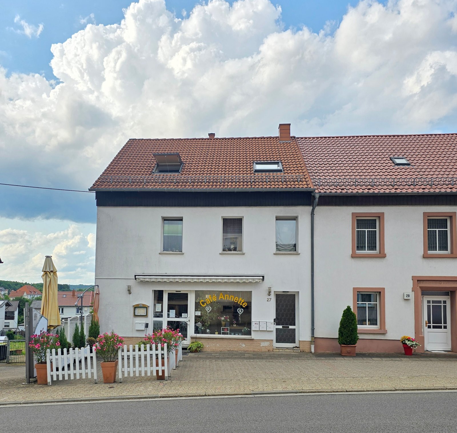Hausfront Vorderhaus Hausfront Vorderhaus