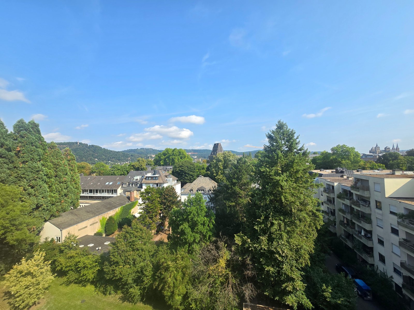 Aussicht stadteinwärts Mariensäule, Dom und Augustinerhof Aussicht stadteinwärts Mariensäule, Dom und Augustinerhof