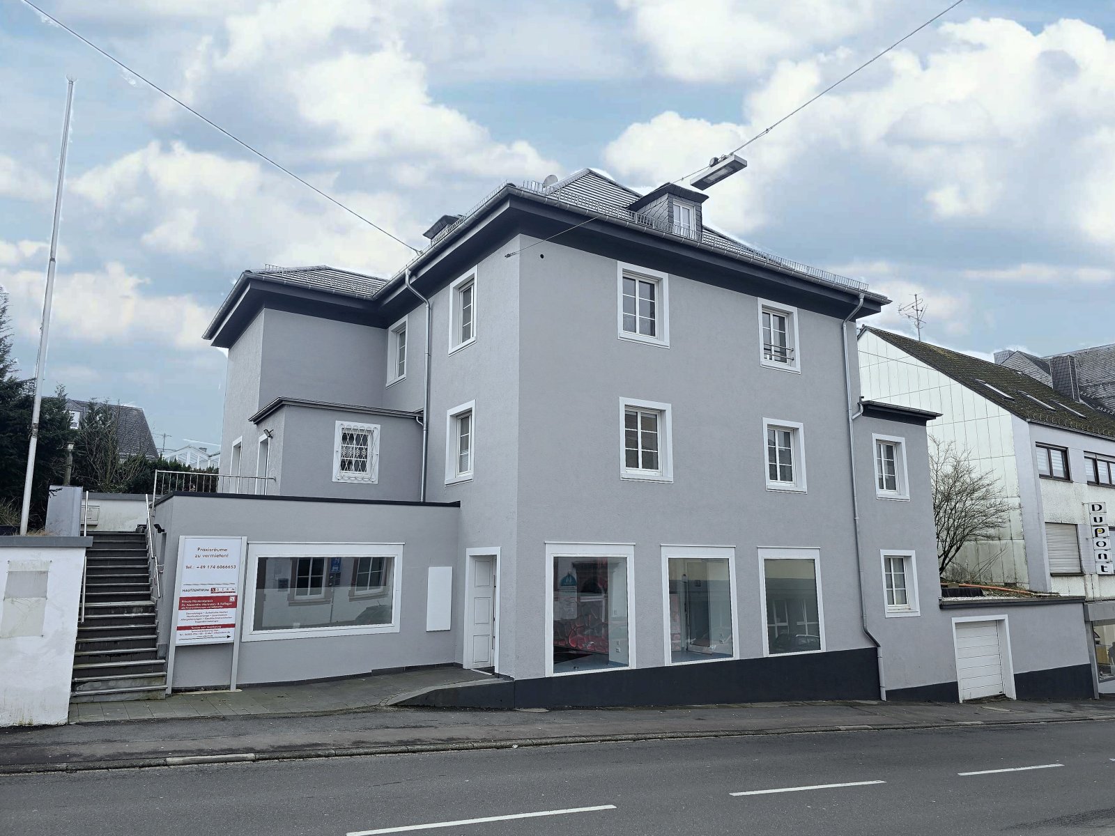 Hermeskeil: Premium-Ärztehaus mit 2 Praxisetagen & Appartements Hermeskeil: Premium-Ärztehaus mit 2 Praxisetagen & Appartements