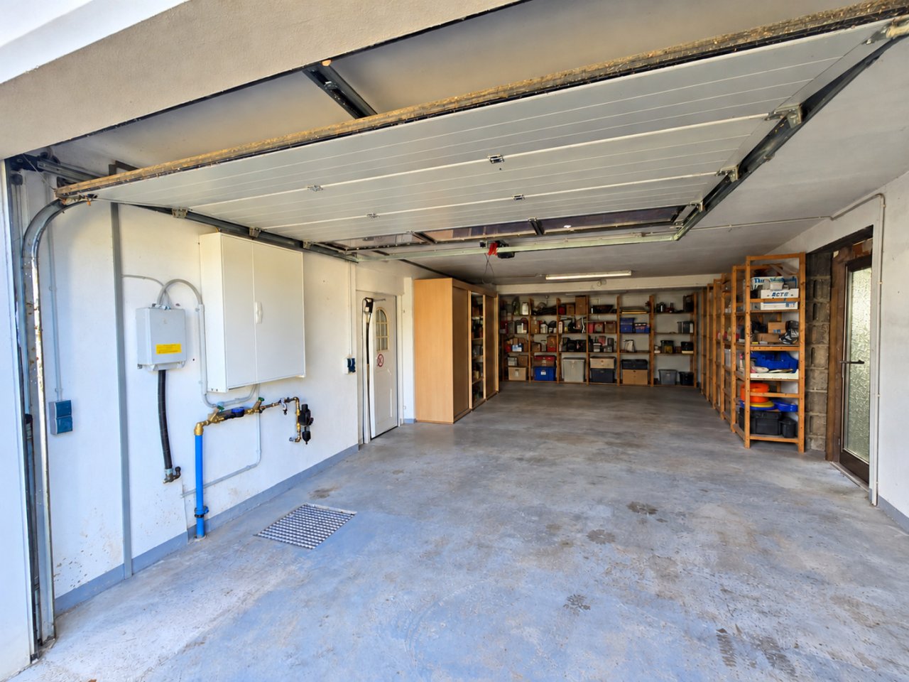 Garage 2 Garage 2